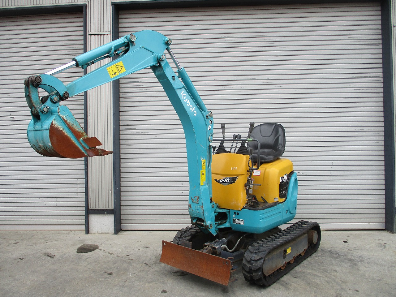 バックホー U-10 写真２