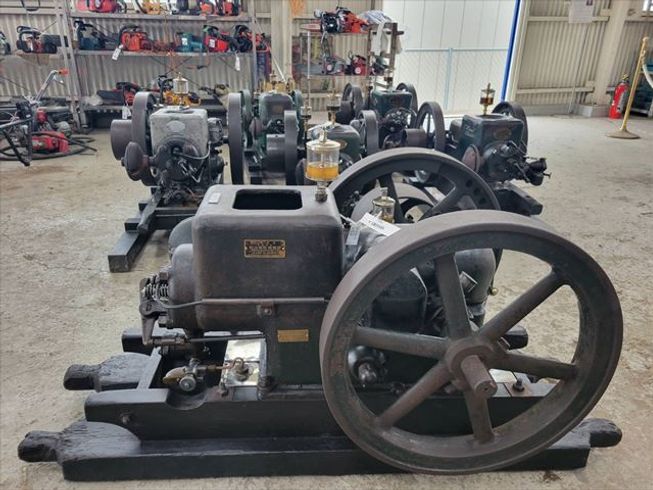 発動機 UF 写真３