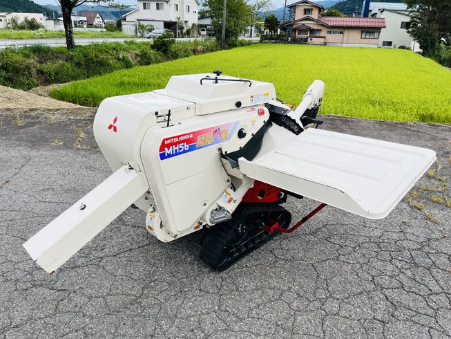 ハーベスター MH56 写真２