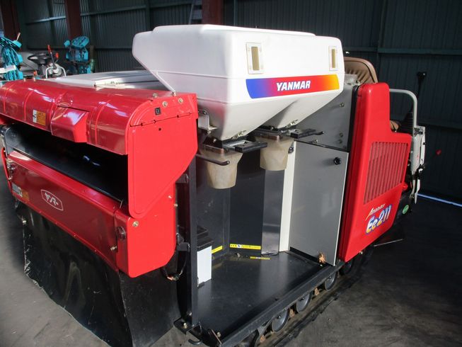 コンバイン Ee211 写真６