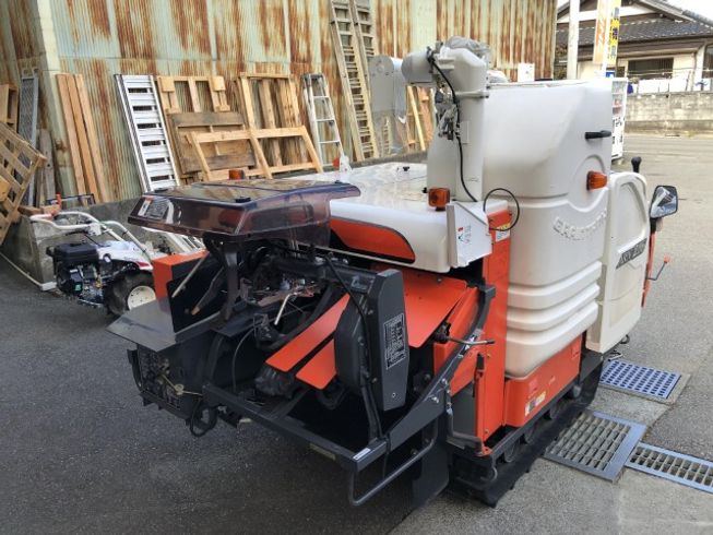 コンバイン ARN216 写真３