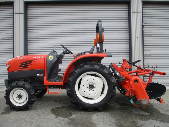 トラクター KT230F 写真４