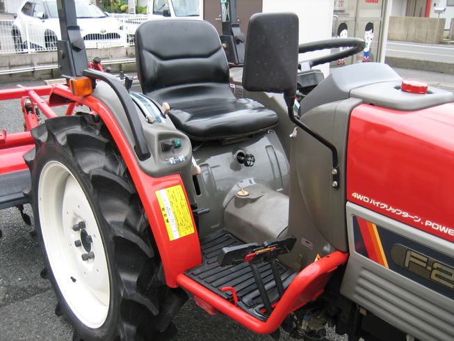 トラクター F-210 VBPUS4ME 写真８