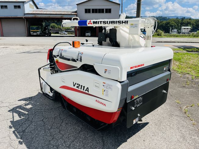 コンバイン V211A 写真４