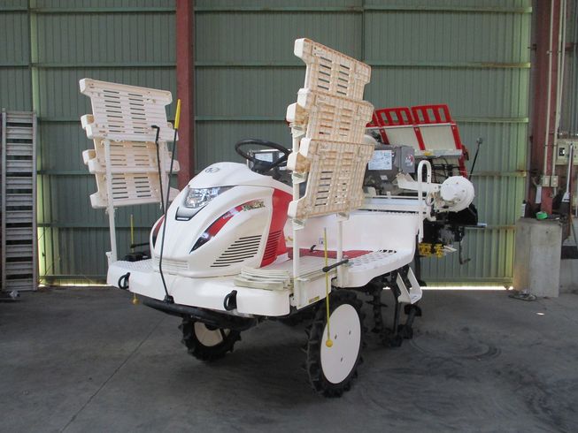 田植機 RG5X-ZUF 写真２