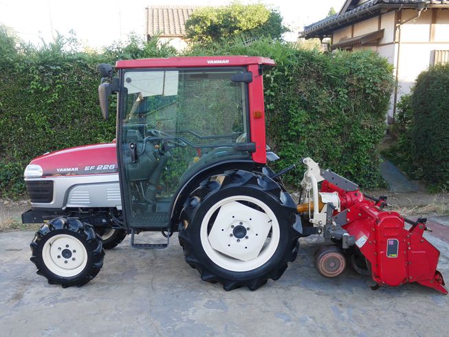 トラクター EF226 写真２