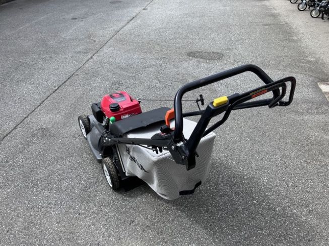 芝刈機 HRX537 写真７