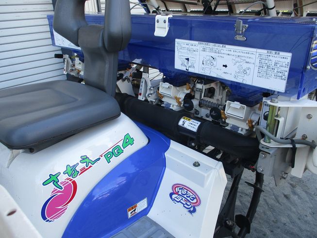 田植機 PQ4-DUF 写真７