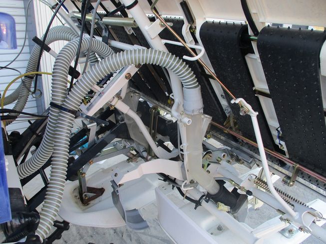 田植機 PQ4-DUF 写真９