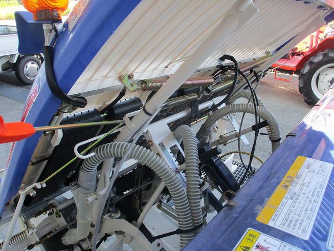 田植機 PQ4-DUF 写真８