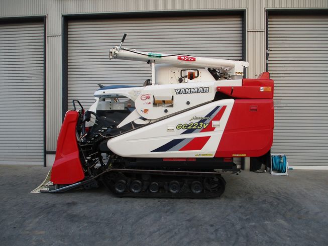 コンバイン GC223V 写真３