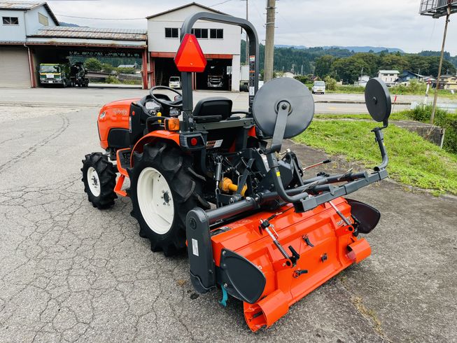 トラクター NB21 写真４