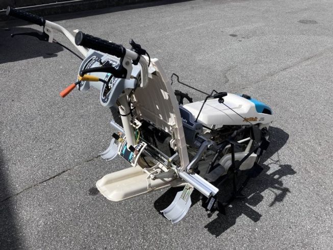 田植機 JP2D 写真３