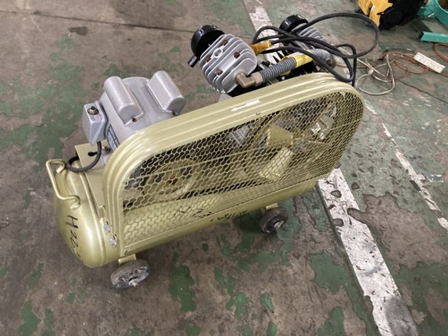 エアーコンプレッサー JAC-40TMX 写真４