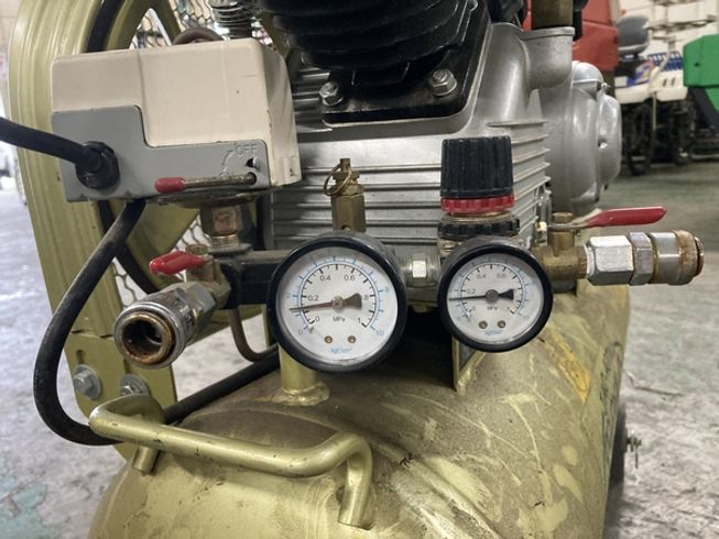 エアーコンプレッサー JAC-40TMX 写真５