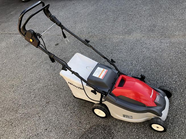 芝刈機 HRE370 写真２