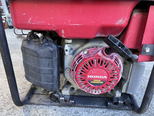 発電機 EB23 写真６