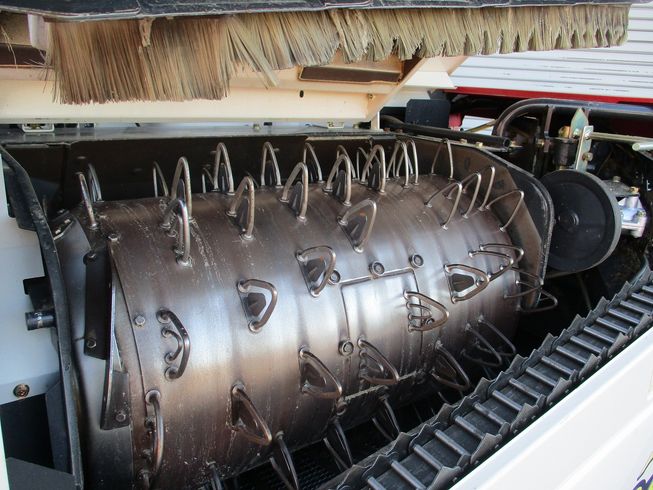 コンバイン GC335V 写真９