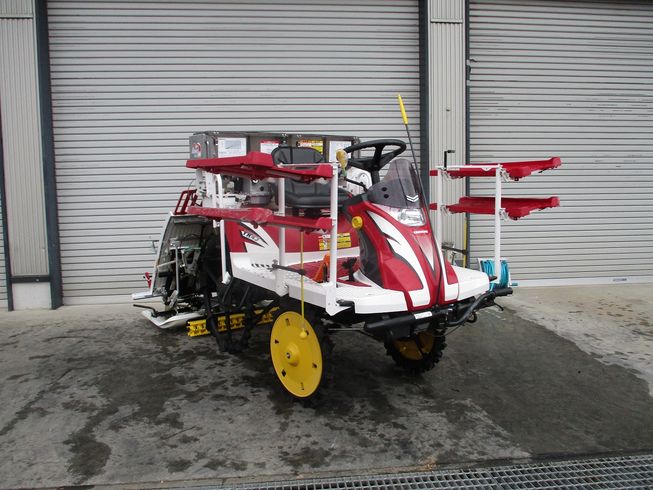 田植機 YR4J 写真２