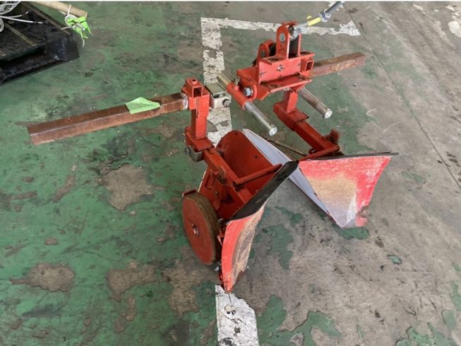 トラクター アタッチメント パーツ 不明 写真３