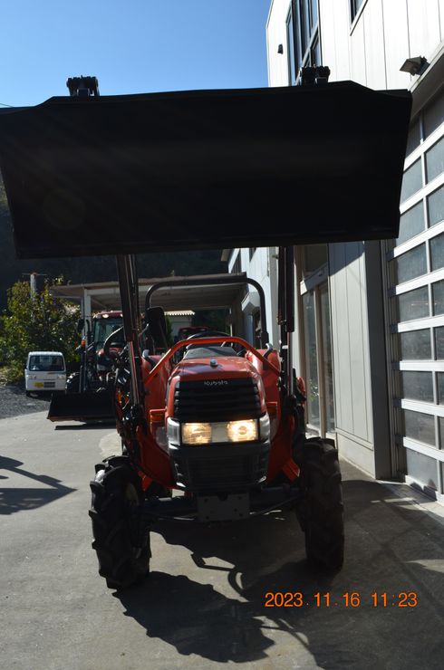 トラクター KL33FQBMAWF7 三陽ｸﾞﾚｲﾀｽﾛｰﾀﾞｰ付 写真２