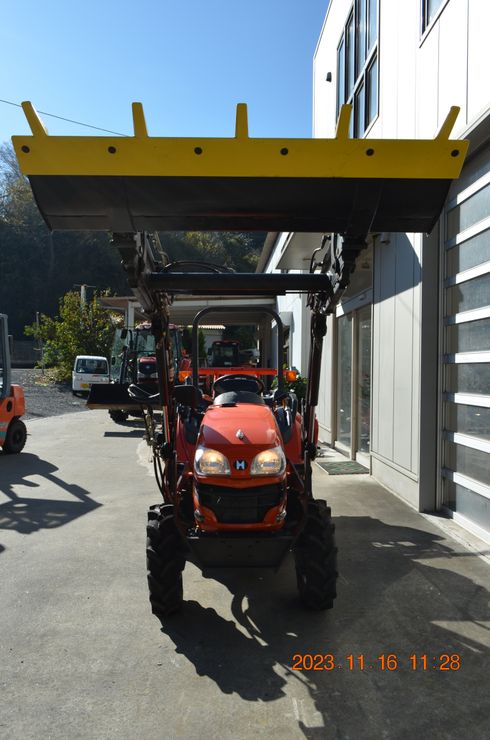 トラクター CTX187(ｸﾎﾞﾀKB185) 写真２