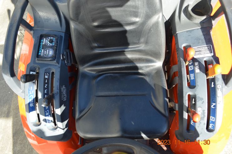 トラクター CTX187(ｸﾎﾞﾀKB185) 写真８