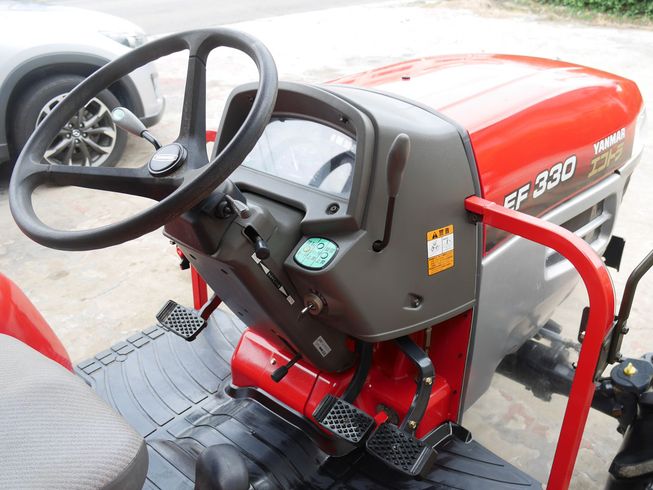 トラクター エコトラ EF330 写真５