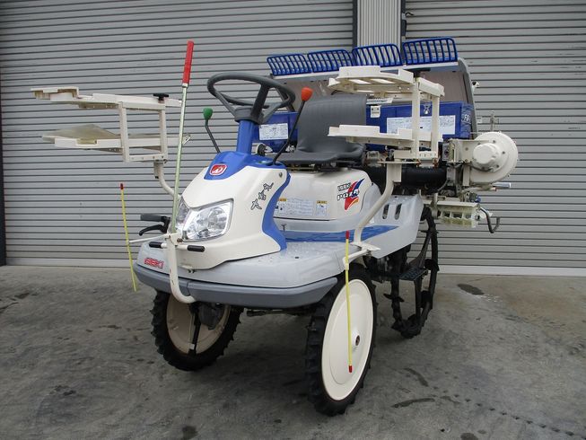 田植機 PQZ4-DULF 写真３