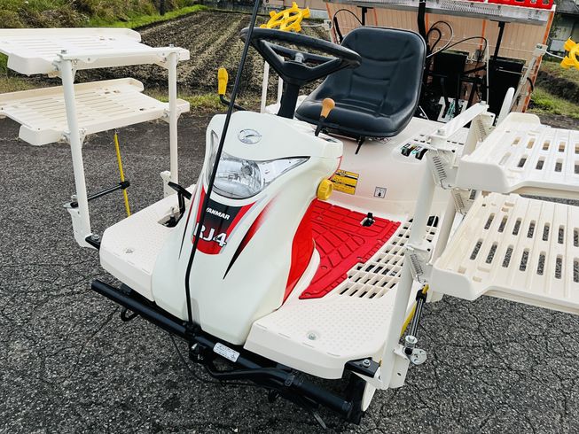 田植機 RJ4 写真４