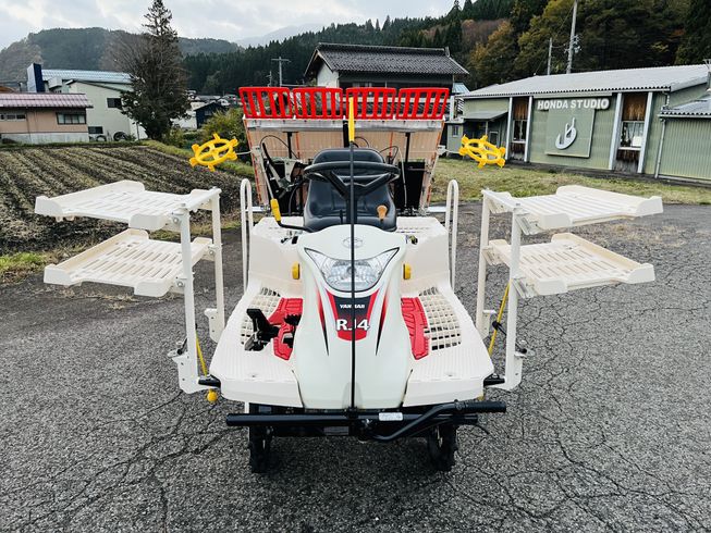 田植機 RJ4 写真３
