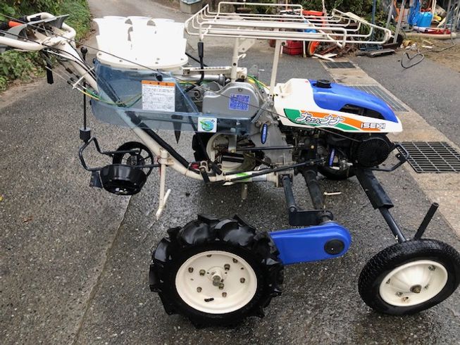 野菜移植機 PVH1-120WLG 写真２