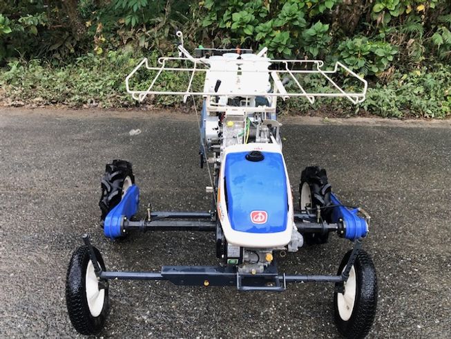 野菜移植機 PVH1-120WLG 写真３