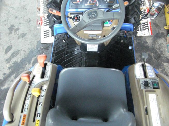 トラクター TH253GQ-A16VD 写真３