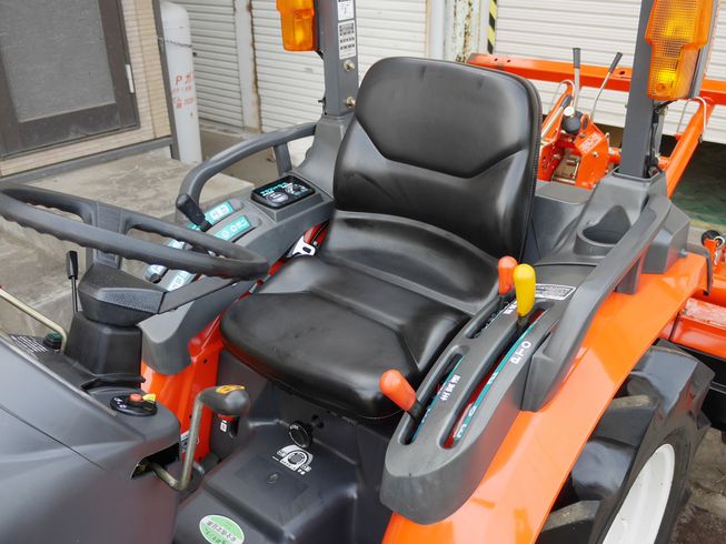 トラクター KB20（CTX200） 写真７