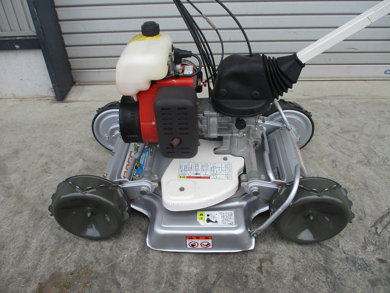 畦草刈機 SP850A 写真３