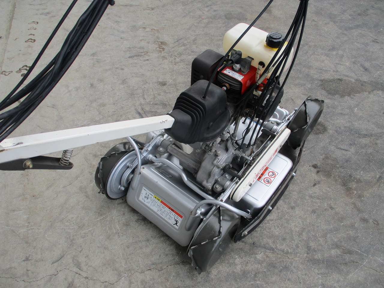 畦草刈機 SP850A 写真８