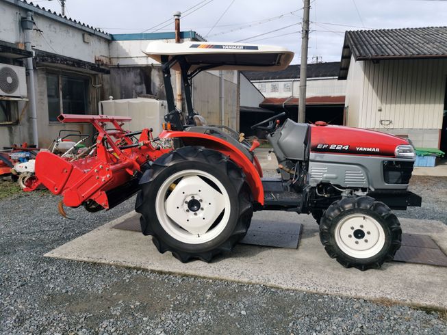 トラクター EF224 写真３