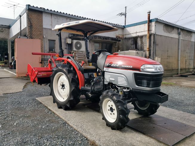 トラクター EF224 写真２