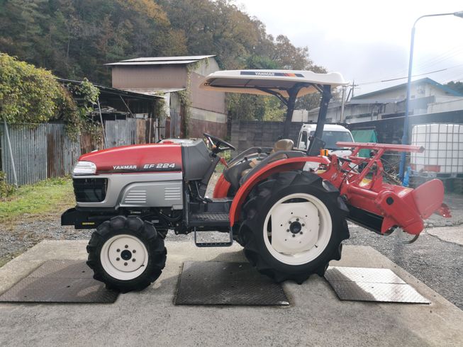 トラクター EF224 写真４