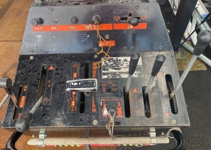 除雪機 10-16HST 写真６