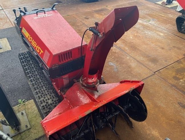 除雪機 10-16HST 写真２