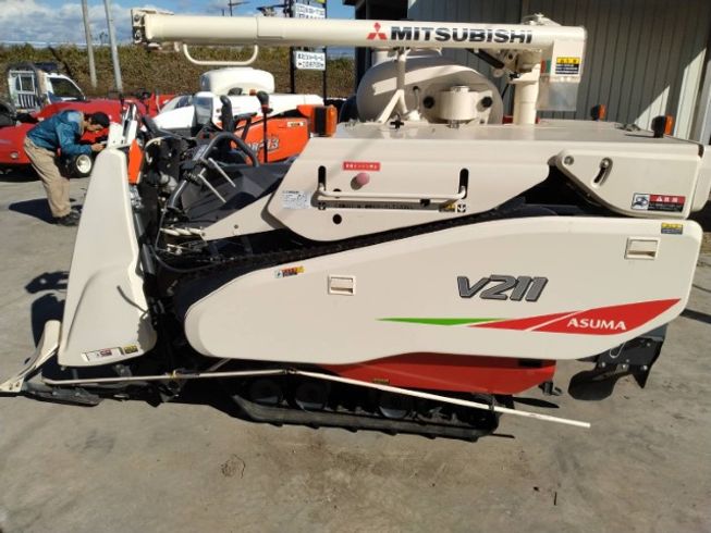 コンバイン V211G 写真２