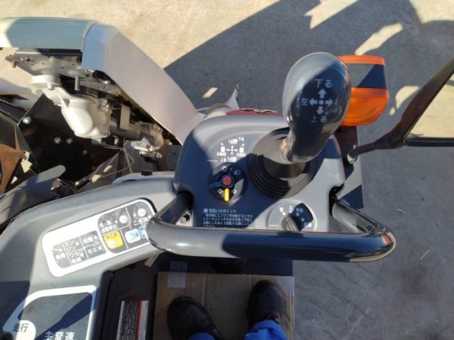 コンバイン V211G 写真３