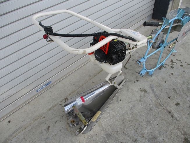 溝切機 MKS3000 写真４