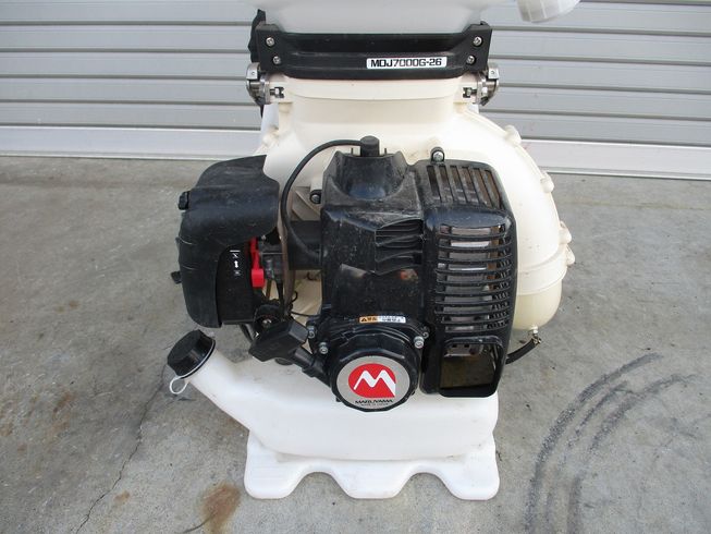 背負動力散布機 MDJ7000G 写真７