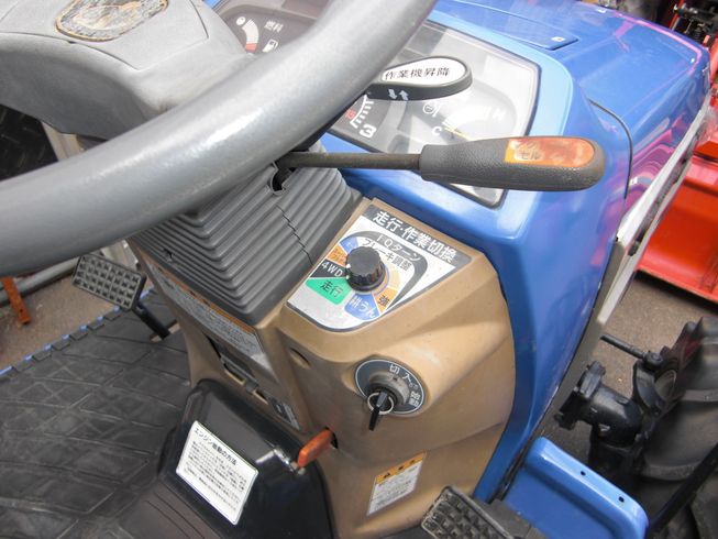 トラクター TH253GQ-A15VD　ノークラッチ 写真６