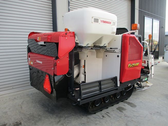 コンバイン Ee214W 写真５