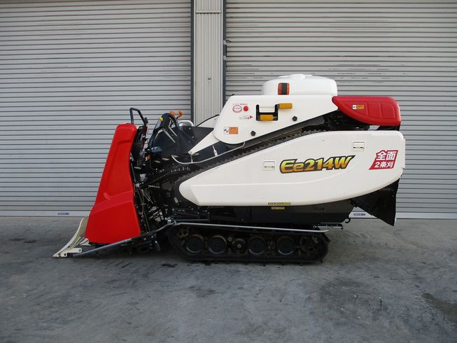 コンバイン Ee214W 写真４