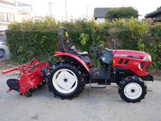 トラクター EG326 写真３